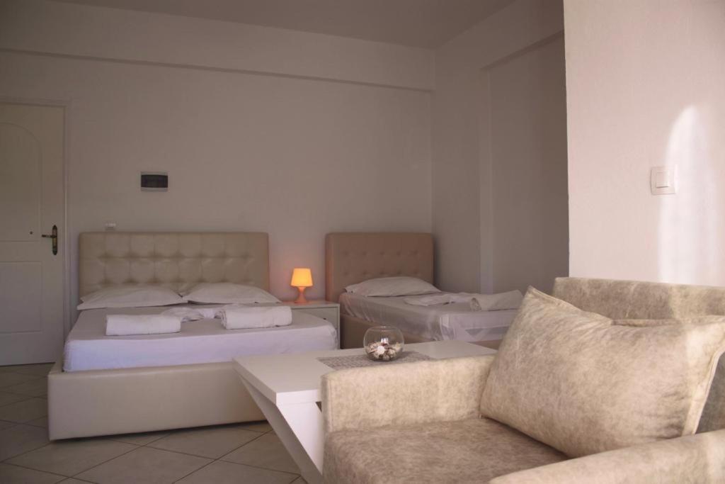 Orea Hotel Himare Esterno foto